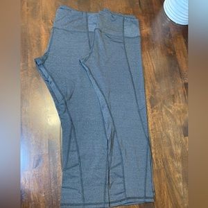 Bentibo leggings. Size M